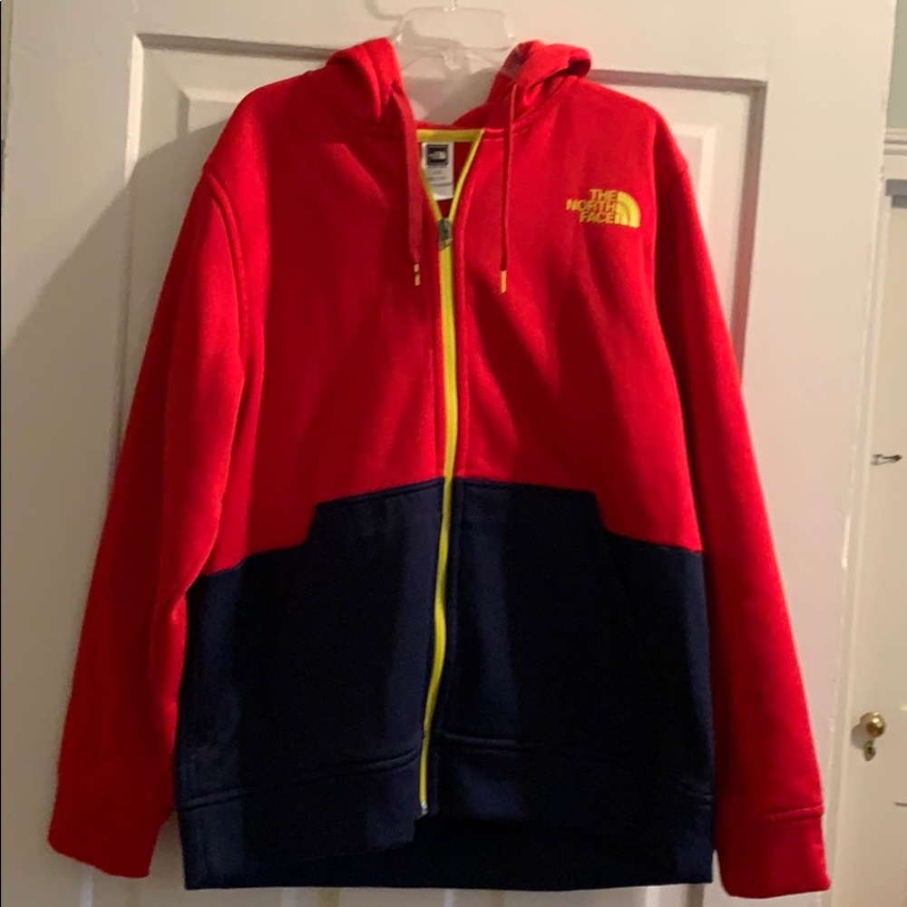 The North Face Men’s Zippered Hoodie